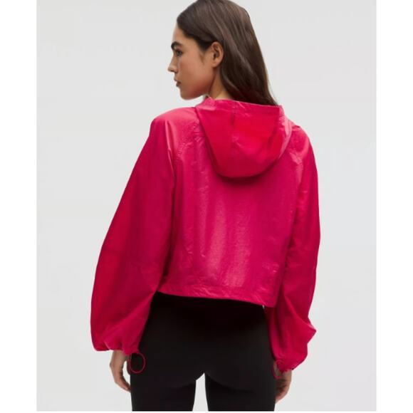 (4) NWT $128 Lululemon‎ Scuba Cropped Anorak Pink Dragonfruit - Picture 2 of 9